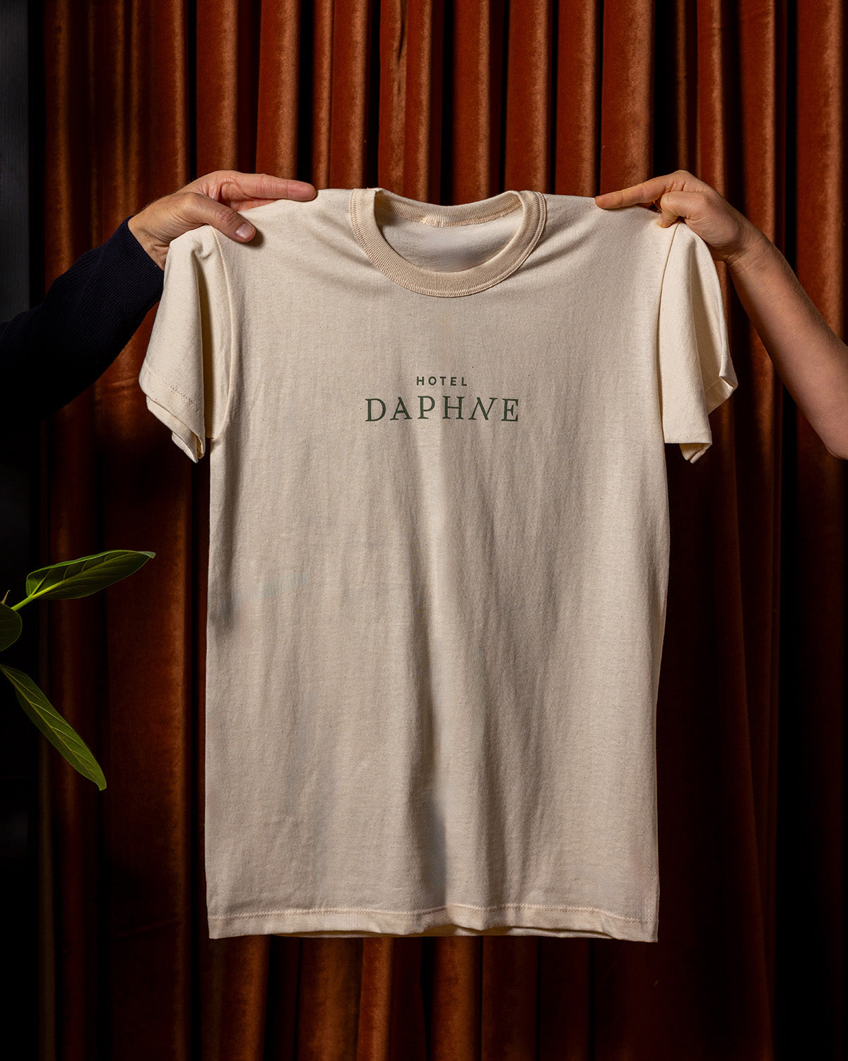 Hotel Daphne Nouveau Tee